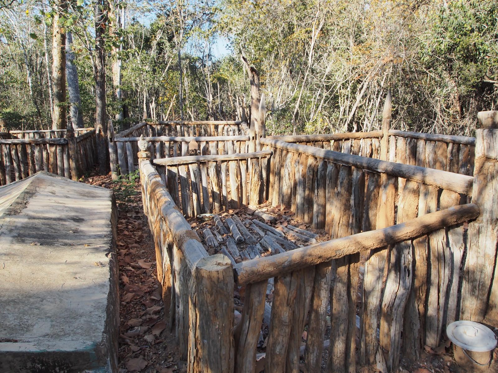 sépulture fakalava - madagascar