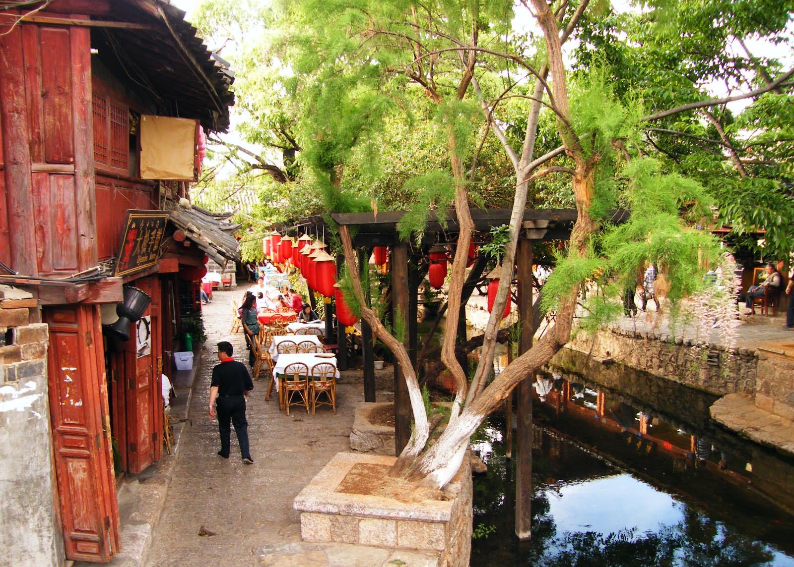 Lijiang (Yunnan) Lijiang (Yunnan)