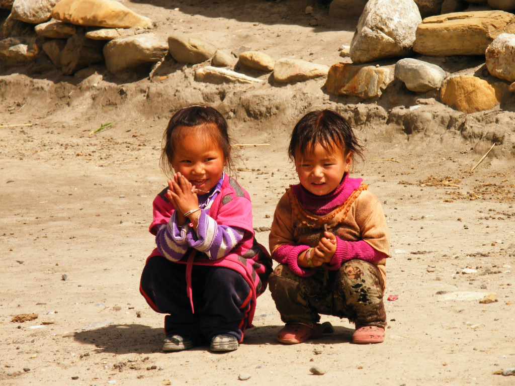 fillettes au Mustang 