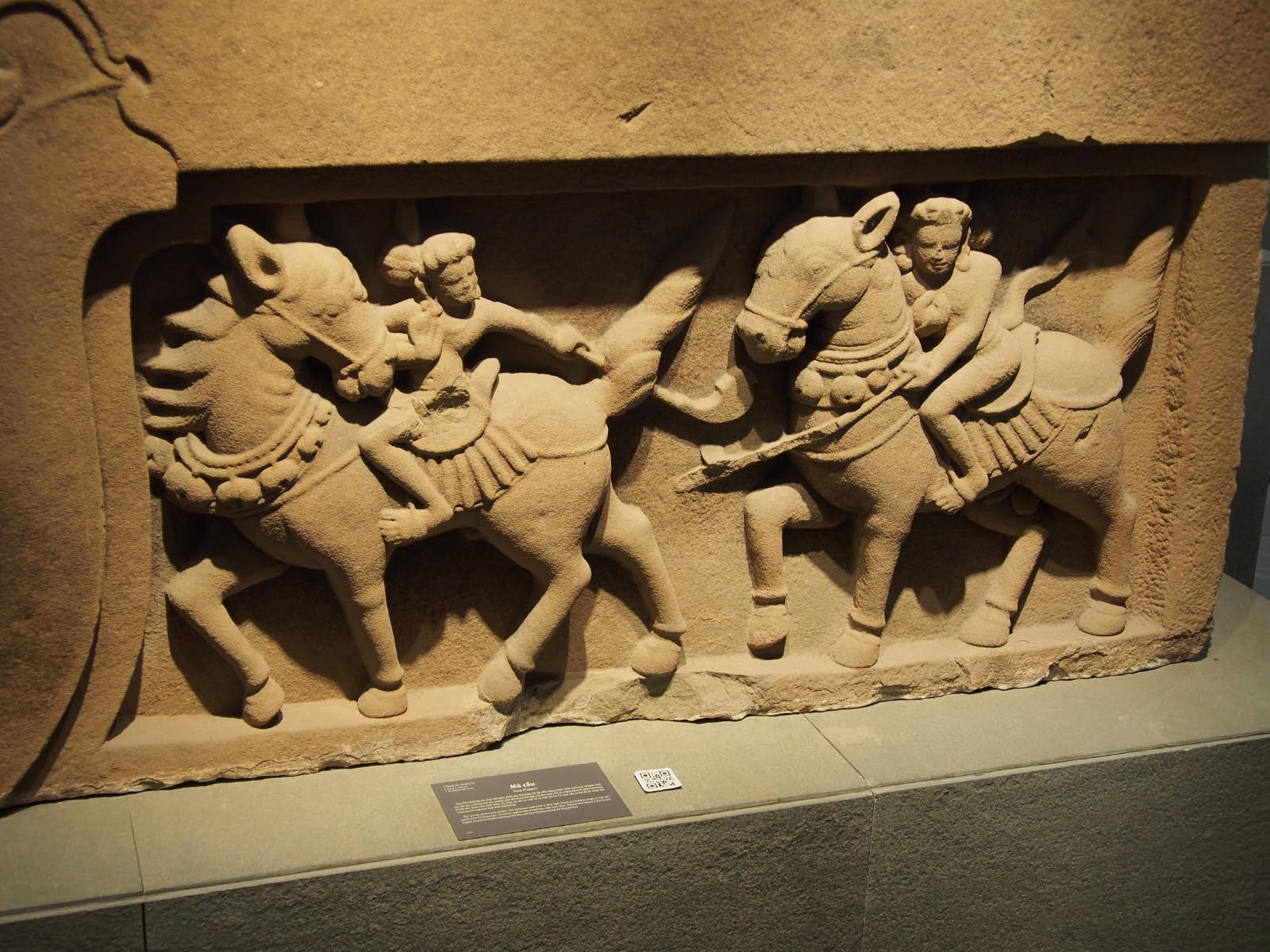 bas relief cham au musée de Da Nang bas relief cham au musée de Da Nang