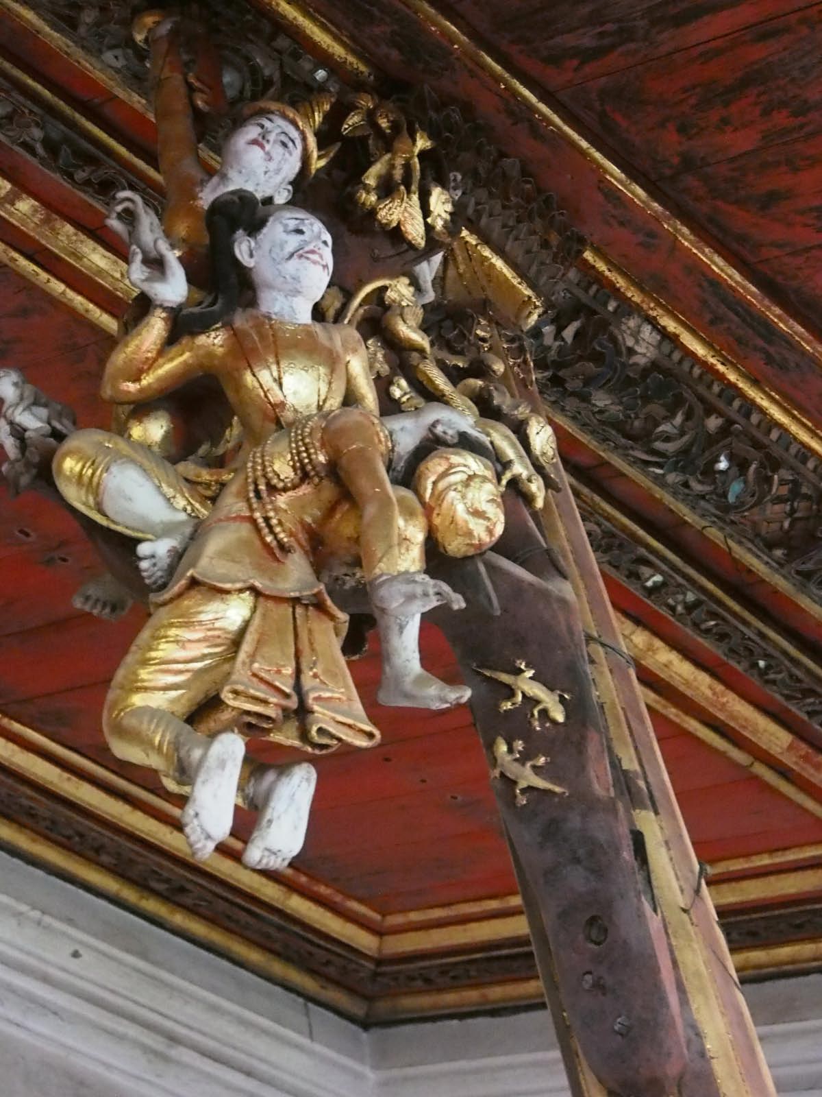 sculpture d'un pilier de temple Mon sculpture d'un pilier de temple Mon