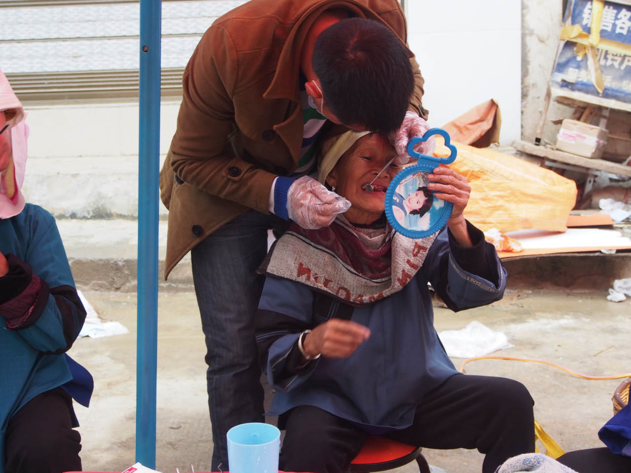 tirer la langue tirer la langue